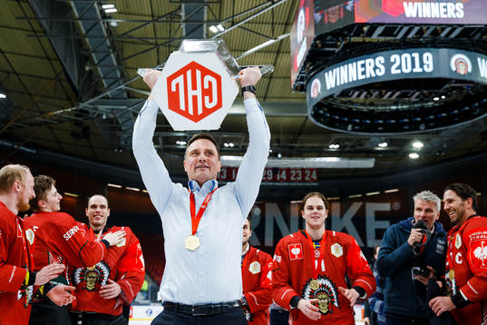 Head coach Roger Rönnberg of Frölunda celebrates with the