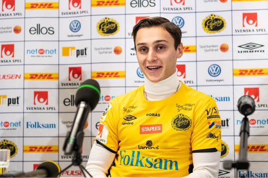 Jonathan Levi