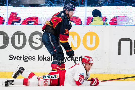 Djurgårdens Daniel Brodin och Timrås Jacob Olofsson