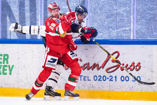 Moras Oskar Svanlund och Linköpings Almen Bibic