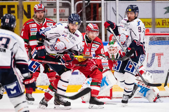 Linköpings Almen Bibic och Moras Spencer Abbott och