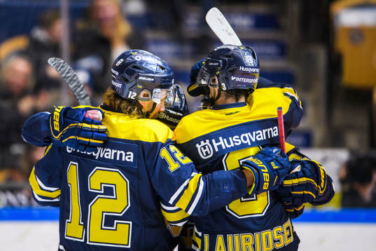 s Andreas Thuresson och Markus Lauridsen jublar med Markus