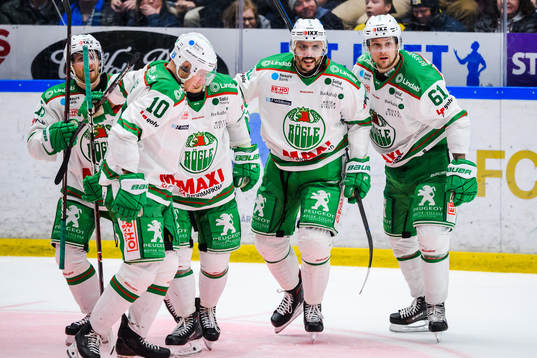 Rögles Daniel Widing jublar