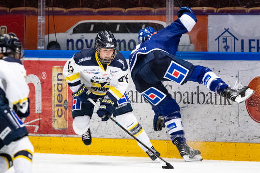 s Fanny Rask och Leksands Madeleine Hall