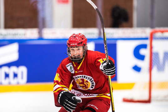 Smålands Mira Markström jublar