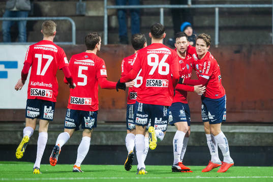 Örgrytes Karl-Johan Lindblad jublar efter att han gjort 1-0