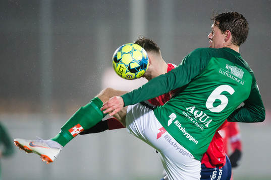 Jönköpings Philip Wiström och Örgrytes Alibek Aliev