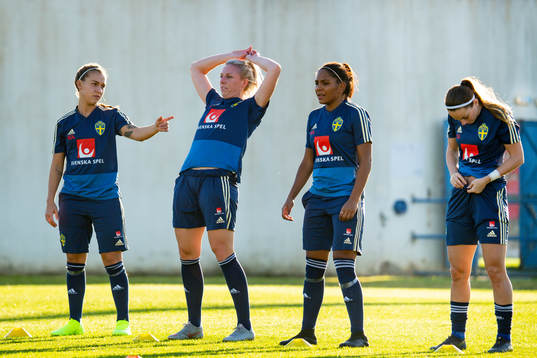 Julia Zigiotti Olme, Sandra Adolfsson, Madelen Janogy och