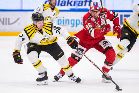 Brynäs Nicklas Danielsson och Moras Niki Petti