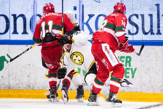 Moras Alexander Hilmerson och Brynäs Albin Kedbrant  och