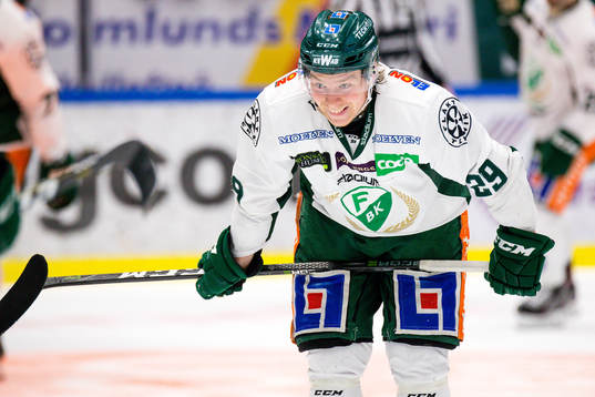 Färjestads Oskar Steen