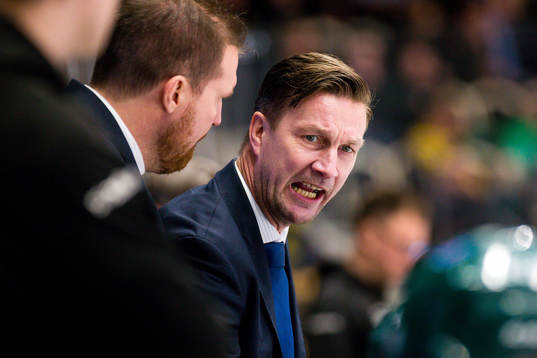 Färjestads tränare Johan Pennerborn