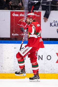 Moras Spencer Abbott jublar