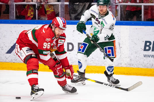 Moras Niki Petti och Färjestads Marcus Nilsson