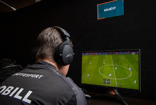 Malmös David Eidhammer värmer upp