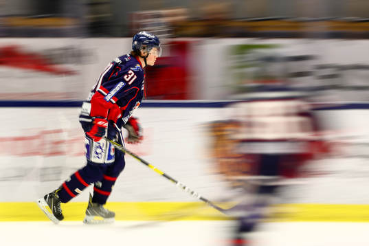 Linköpings Olle Lycksell före ishockeymatchen i SHL