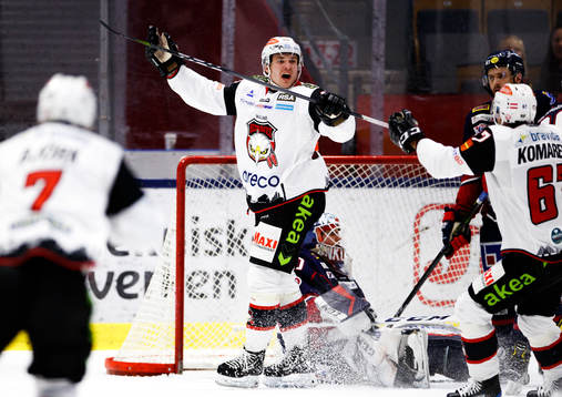 Malmö Redhawks Pontus Netterberg jublar