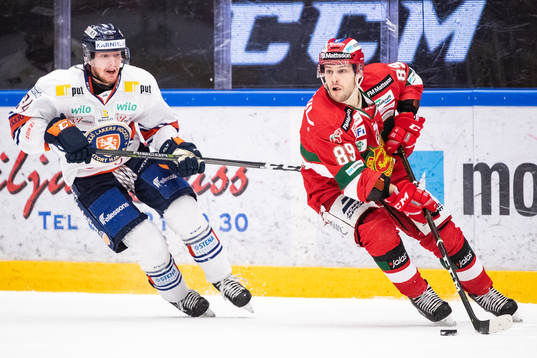 Växjös Niclas Burström och Moras Ryan Johnston