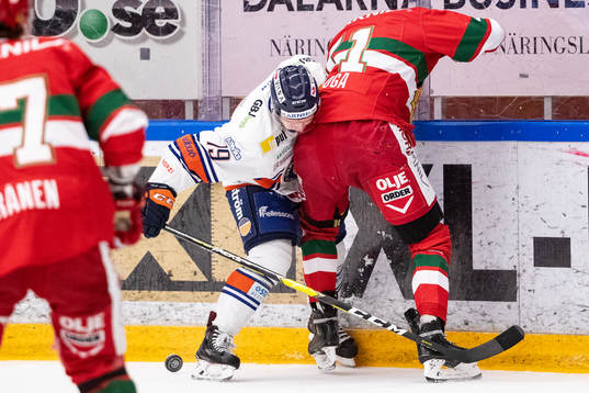 Växjös Tuomas Kiiskinen och Moras Marek Daloga