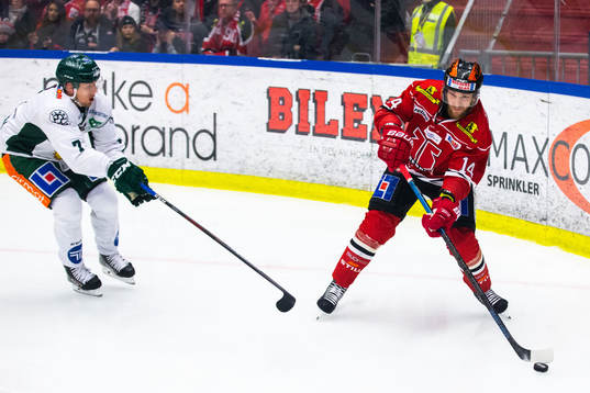 Färjestads Johan Ivarsson och Örebros Tom Wandell