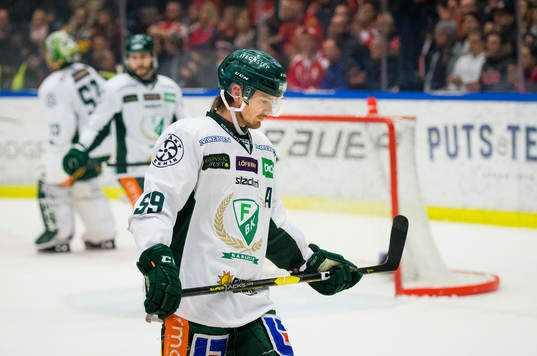 Färjestads Linus Johansson deppar