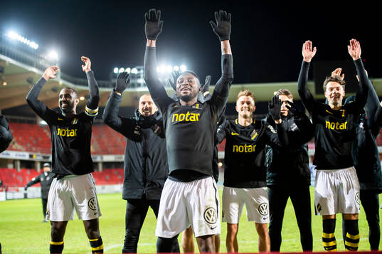 s Chinedu Ogbuke Obasi jublar efter slutsignalen under kvartsfinalen i Svenska Cupen mellan Öster och AIK den 9 mars 2019 i Växjö. 