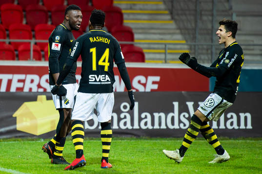 s Chinedu Ogbuke Obasi jublar under kvartsfinalen i Svenska Cupen mellan Öster och AIK den 9 mars 2019 i Växjö. 