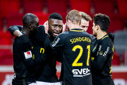 s Chinedu Ogbuke Obasi jublar