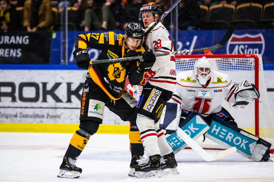 Skellefteås Robin Alvarez och Örebros Linus Arnesson