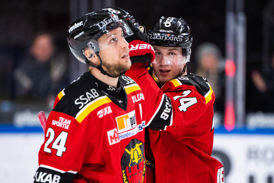Luleås Johan Harju och Jonas Berglund jublar