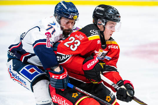 Linköpings Daniel Olsson-Trkulja och Luleås Jesper