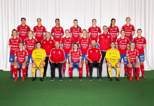  Amanda Perez, Nellie Persson, Leandra Smeda, Ebba Hed, Michelle De Jongh, Lisa Klinga, Summer Green. Mittenledet från vänster: Emma Lundh, Paulina Nyström, klubbchef Erika Nilsson, Sandra Adolfsson, Alexandra Benediktsson, målvaktstränare Ulf Jacobsson, Clara Markstedt, Kajsa Lind. Sittande från vänster: CJ Bott, Sabrina D´Angelo, huvudtränare Thomas Mårtensson, Johanna Andersson, huvudtränare Stefan Ekstrand, Shannon Lynn, Tove Almqvist.