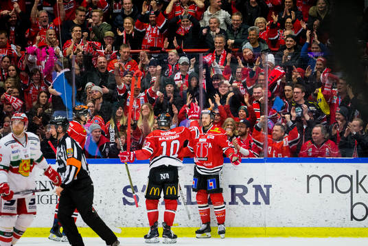 Örebros Marcus Weinstock gör 4-1 och jublar