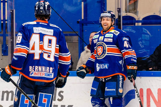 Växjös Nichlas Hardt jublar