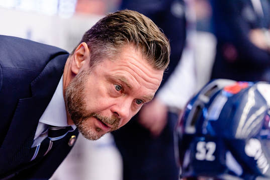 Växjös assisterande tränare Fredrik Hellgren