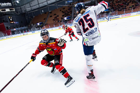 Luleås Ebba Berglund och Linköpings Moa Wernblom