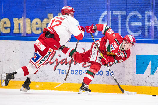 Timrås Christoffer Jansson och Moras Michael Haga