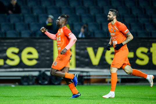 AFC Eskilstunas Samuel Nnamani och Denni Avdic jublar