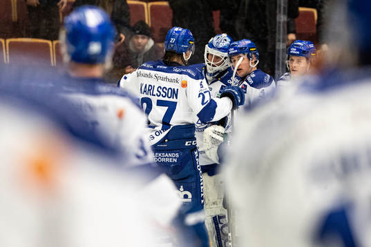 Leksands målvakt Axel Brage jublar med Anton Karlsson