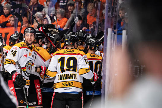 Luleås spelare jublar