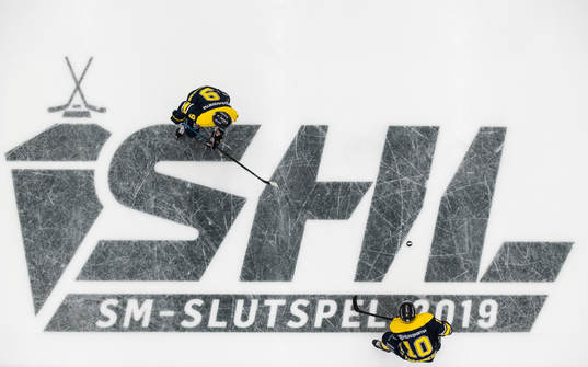 s Didrik Strömberg, Martin Thörnberg och logotypen för