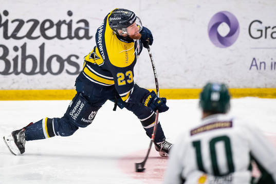 s Robin Figren skjuter