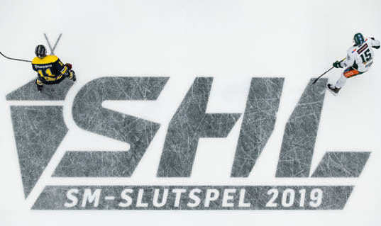 s Simon Önerud och och Färjestads Gustav Rydahl samt