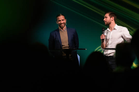 Frejs tränare Lukas Syberyjski och Daniel Sliper