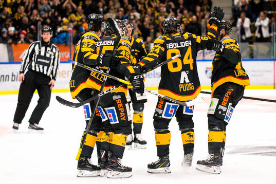 Skellefteås Oscar Möller , Jonathan Pudas och Joakim
