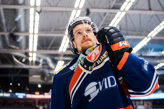 Växjös Brendan Shinnimin jublar