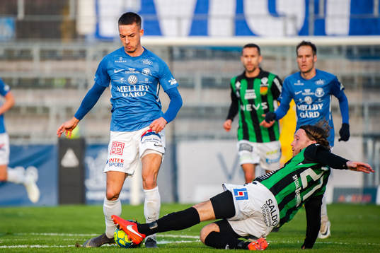Trelleborgs Felix Hörberg och GAIS Emil Wahlström