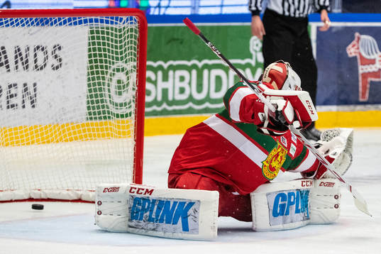 2-0 bakom Moras målvakt Janne Juvonen
