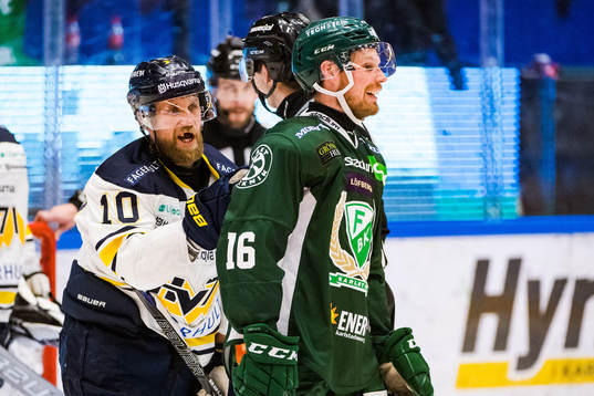 s Martin Thörnberg och Färjestads Alexander Johansson