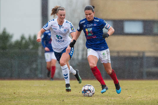 Nora Eide Lie of Kolbotn and Sherida Spitse of Vålerenga